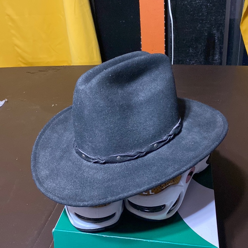 Womens cowboy hat